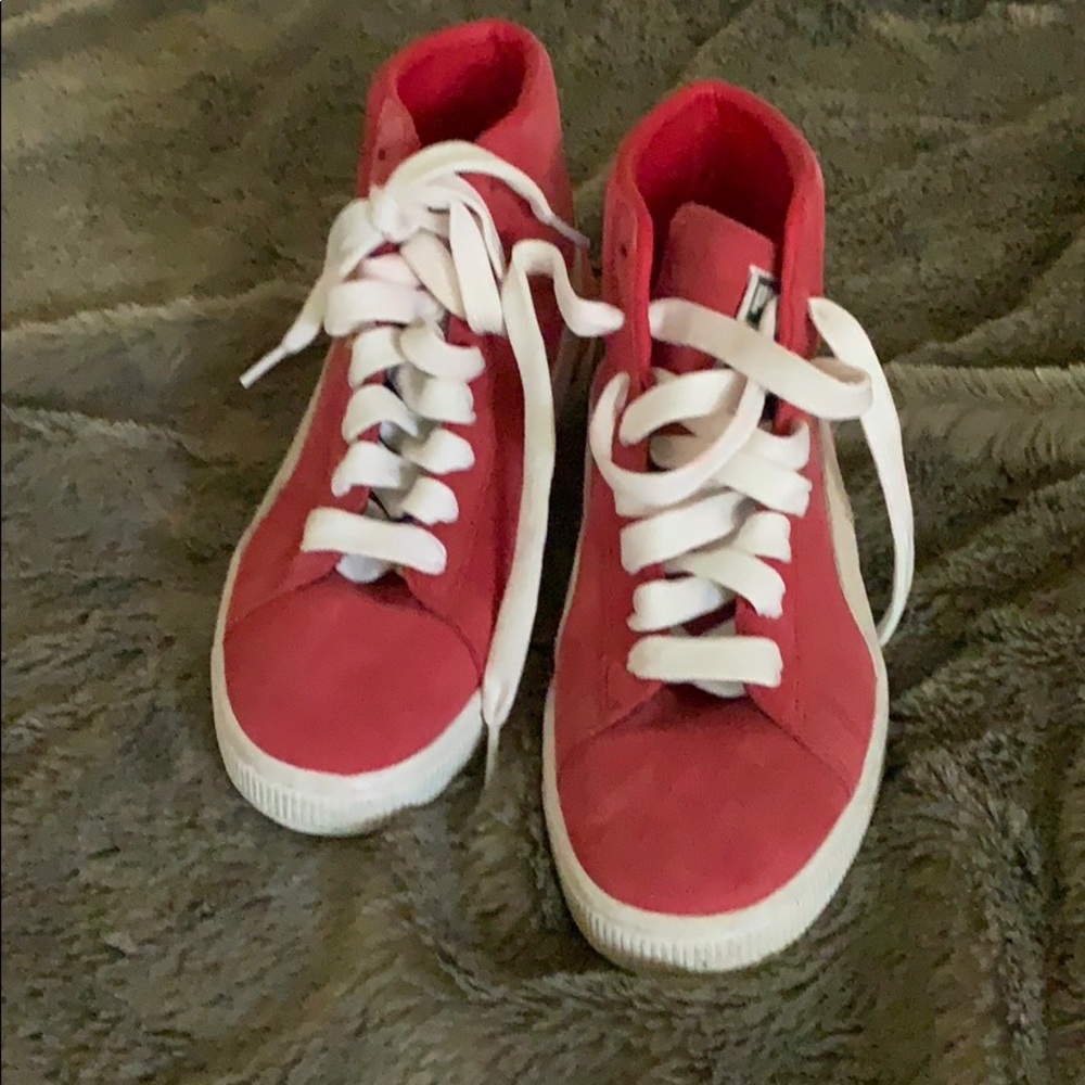 Men’s Puma Classic Red Suede Midtop Sneaker